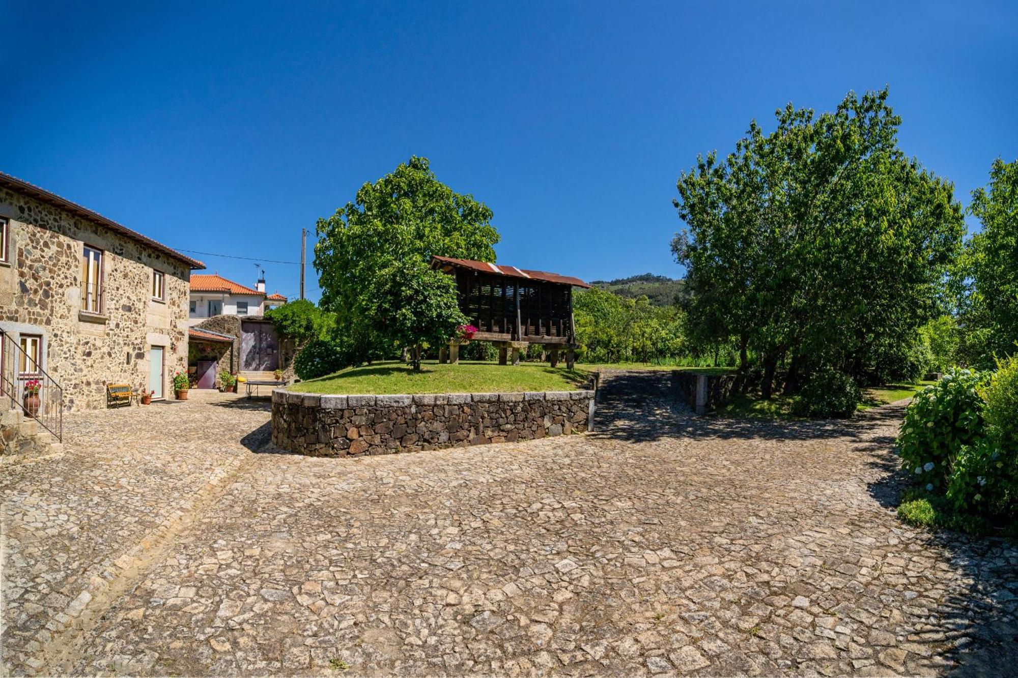 Eido Oliveira - Casa De Campo - Ponte De Lima Anais Exteriör bild